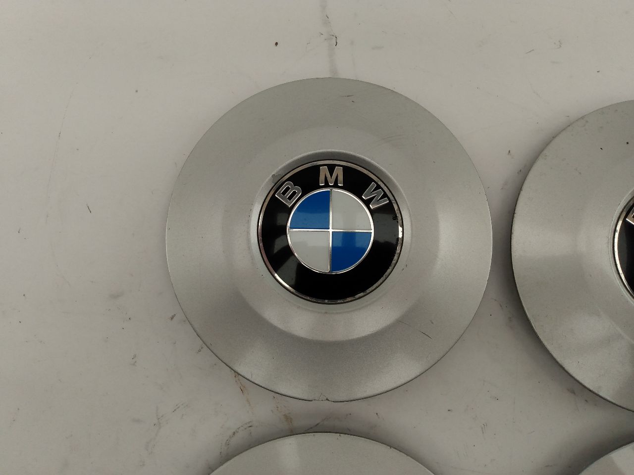 BMW 750LI Set Of Four Center Caps - 0