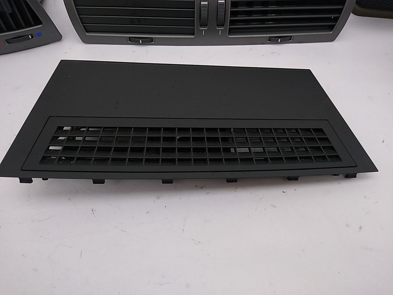 BMW 745I Set Of Five Front Air Conditioning vents