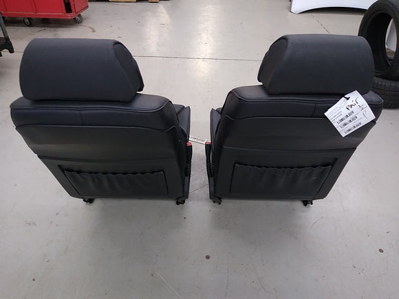 BMW 745I Pair Of Front Seats