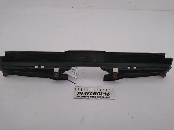 BMW 745I Radiator Air Vent Duct