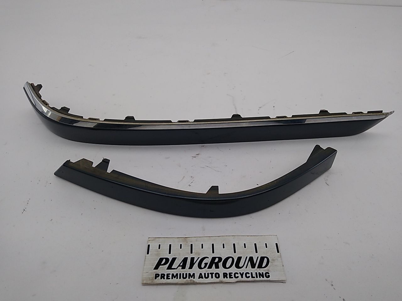 BMW 750LI Pair Of Rear Right Bumper Moulding Trim