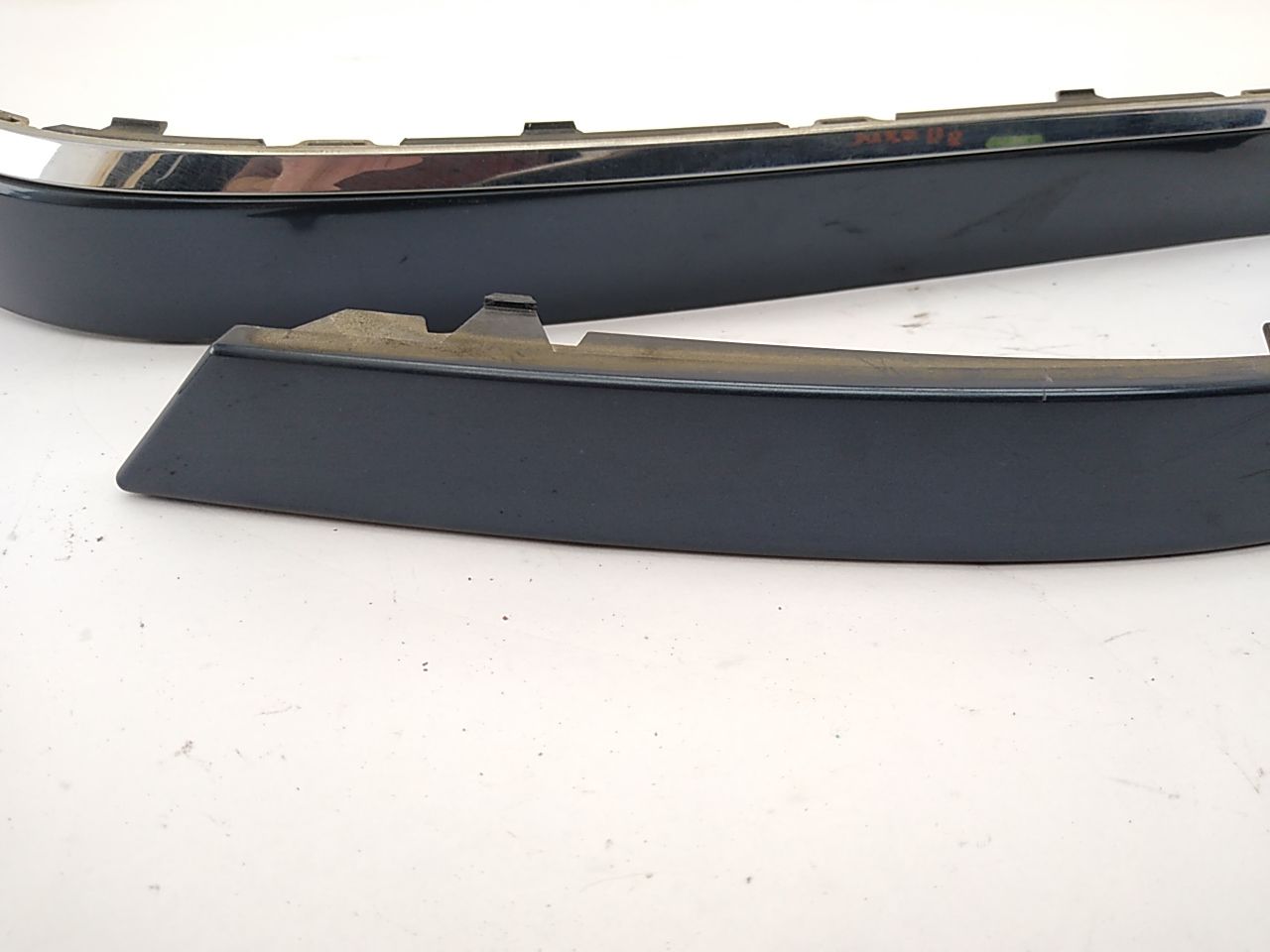 BMW 750LI Pair Of Rear Right Bumper Moulding Trim - 0