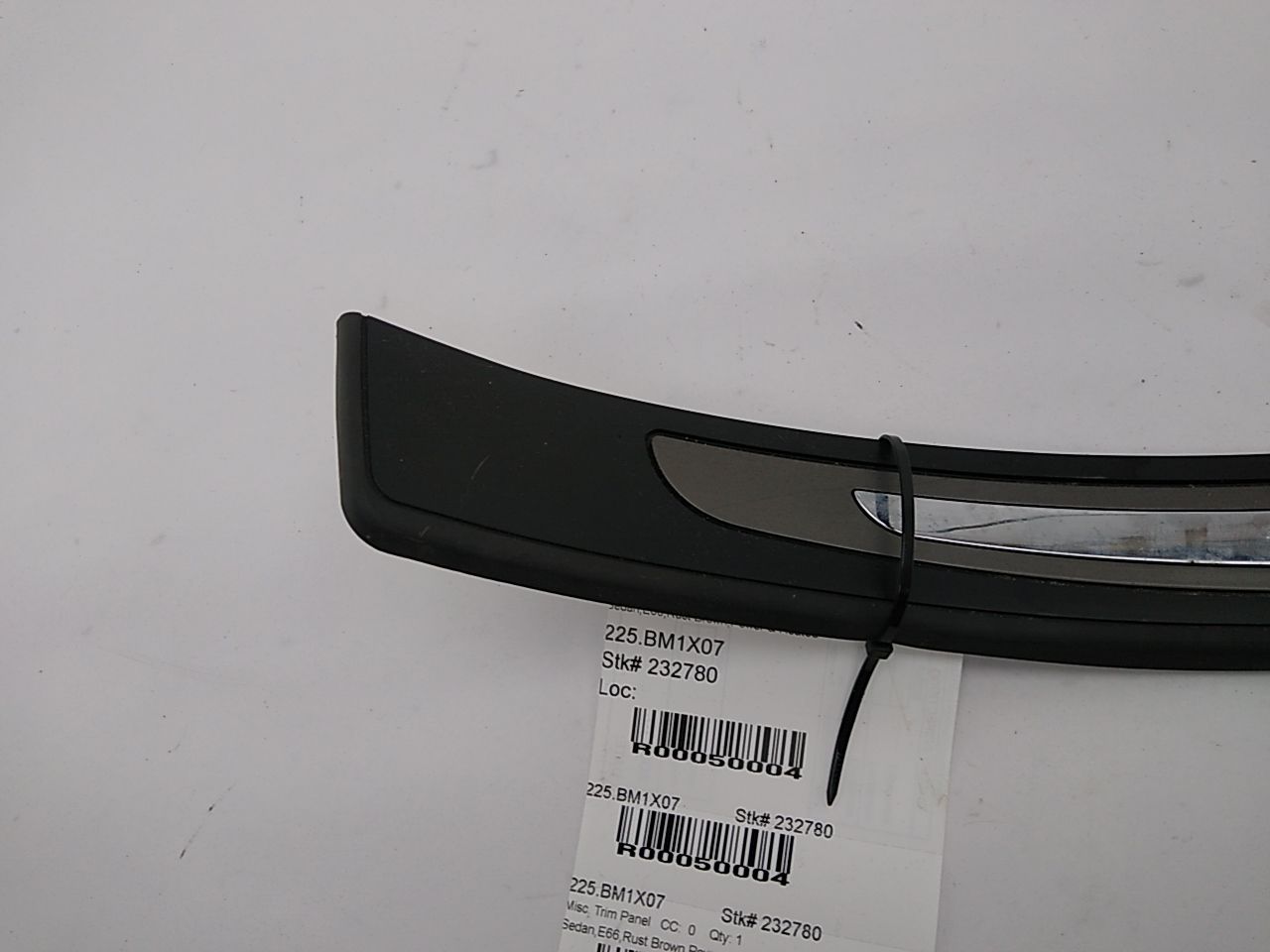 BMW 750LI Rear Right Door Sill Trim - 0