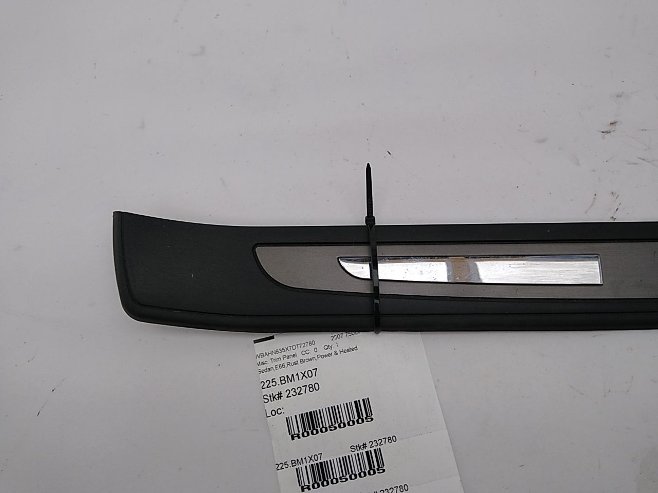 BMW 750LI Front Right Door Sill Trim - 0