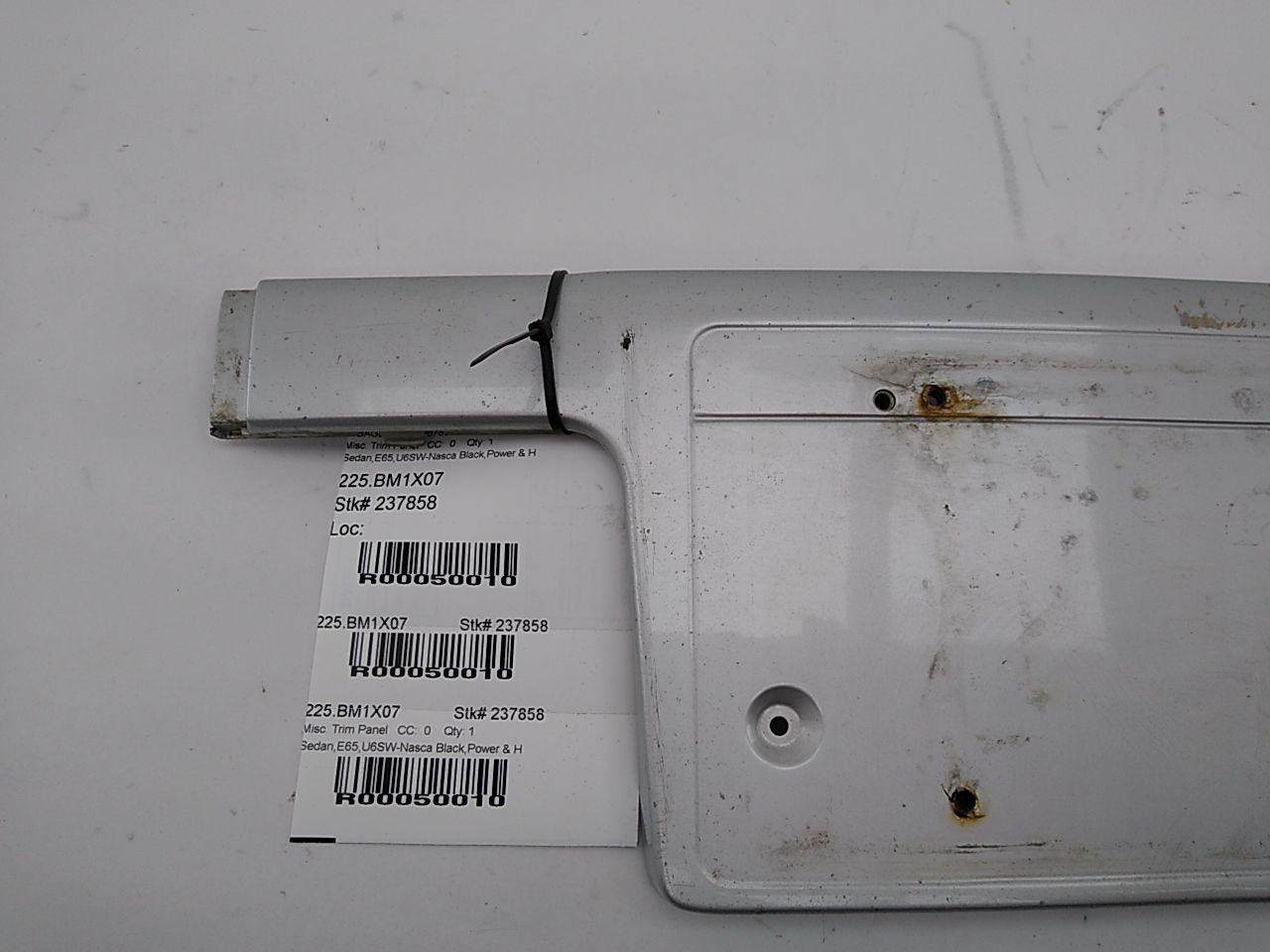 BMW 745I Front Bumper License Plate Mounting Bracket - 0