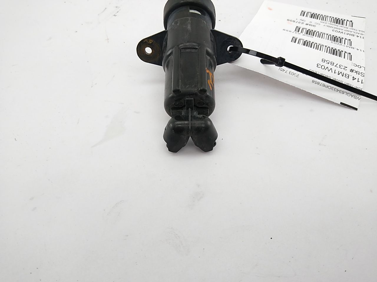 BMW 745I Front Left Headlight Washer Fluid Nozzle