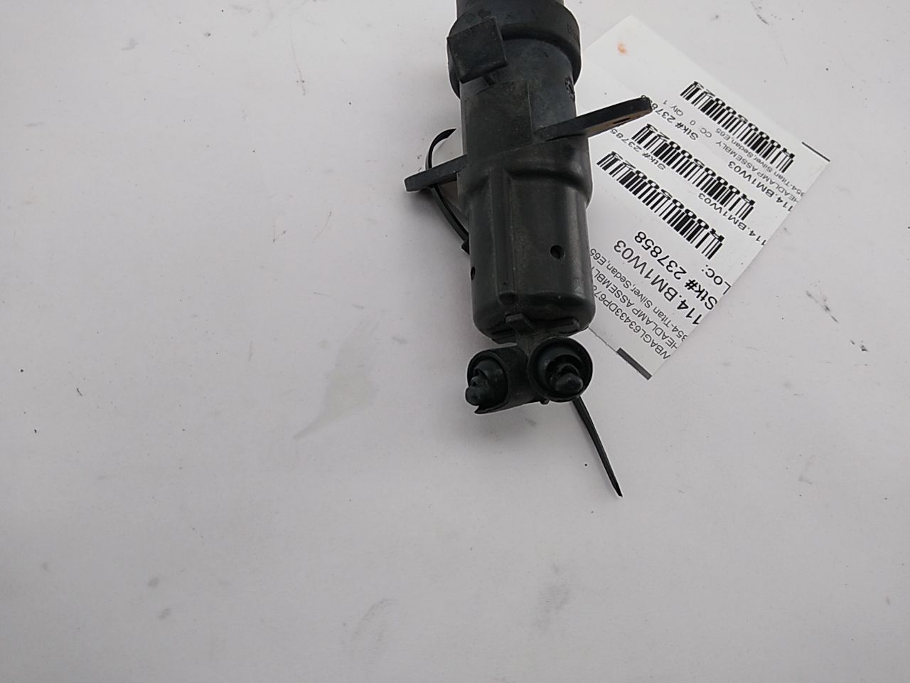 BMW 745I Front Left Headlight Washer Fluid Nozzle