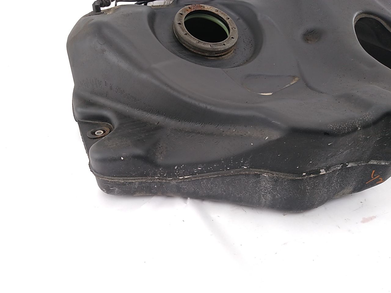 BMW 745I Fuel Tank