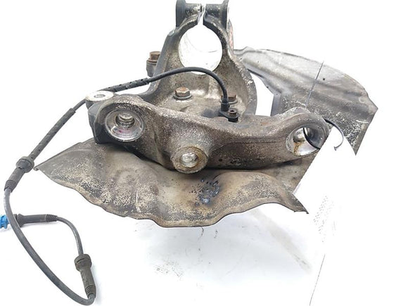 BMW 745I Front Right Hub