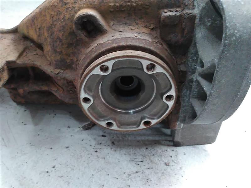 BMW 750LI Rear Differential