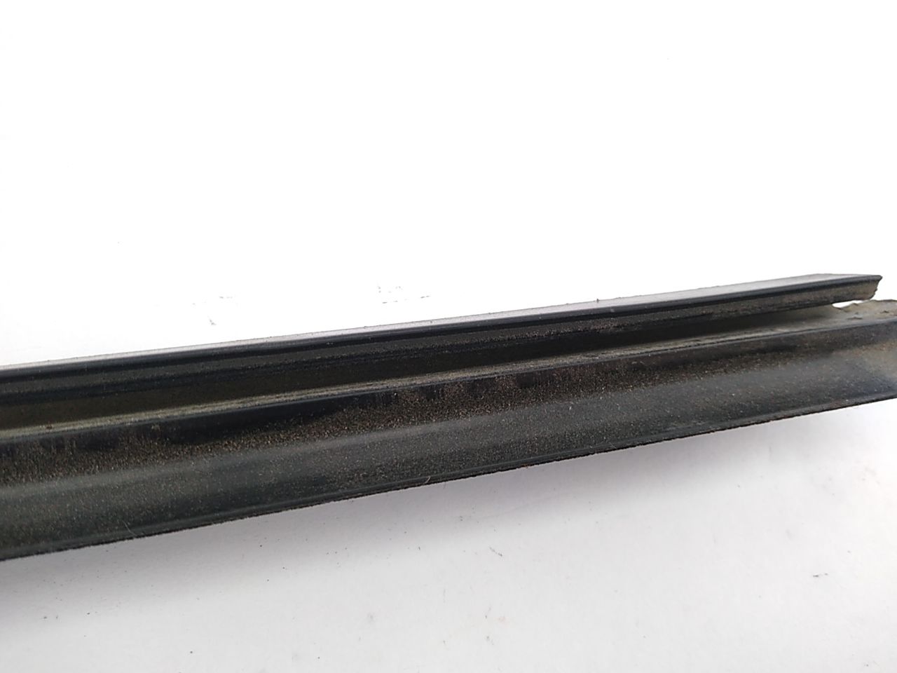 Jeep Cherokee Pair Of Rear Right Beltline Moulding