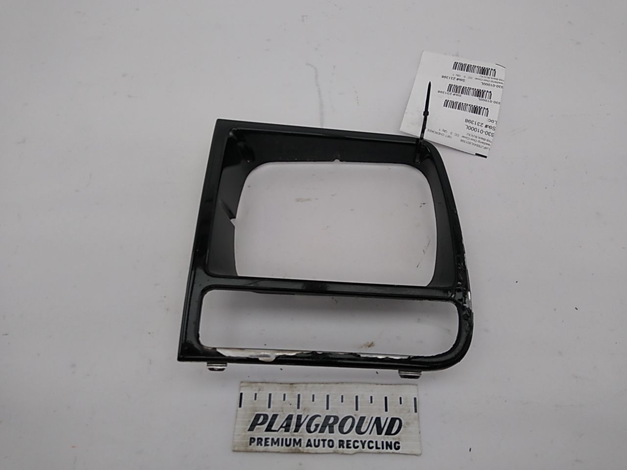 Jeep Cherokee Front Left Headlight Bezel Trim Piece