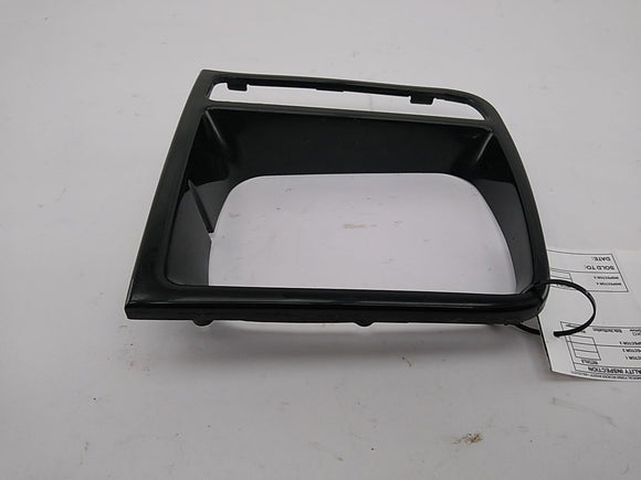 Jeep Cherokee Front Right Headlight Bezel Trim Piece