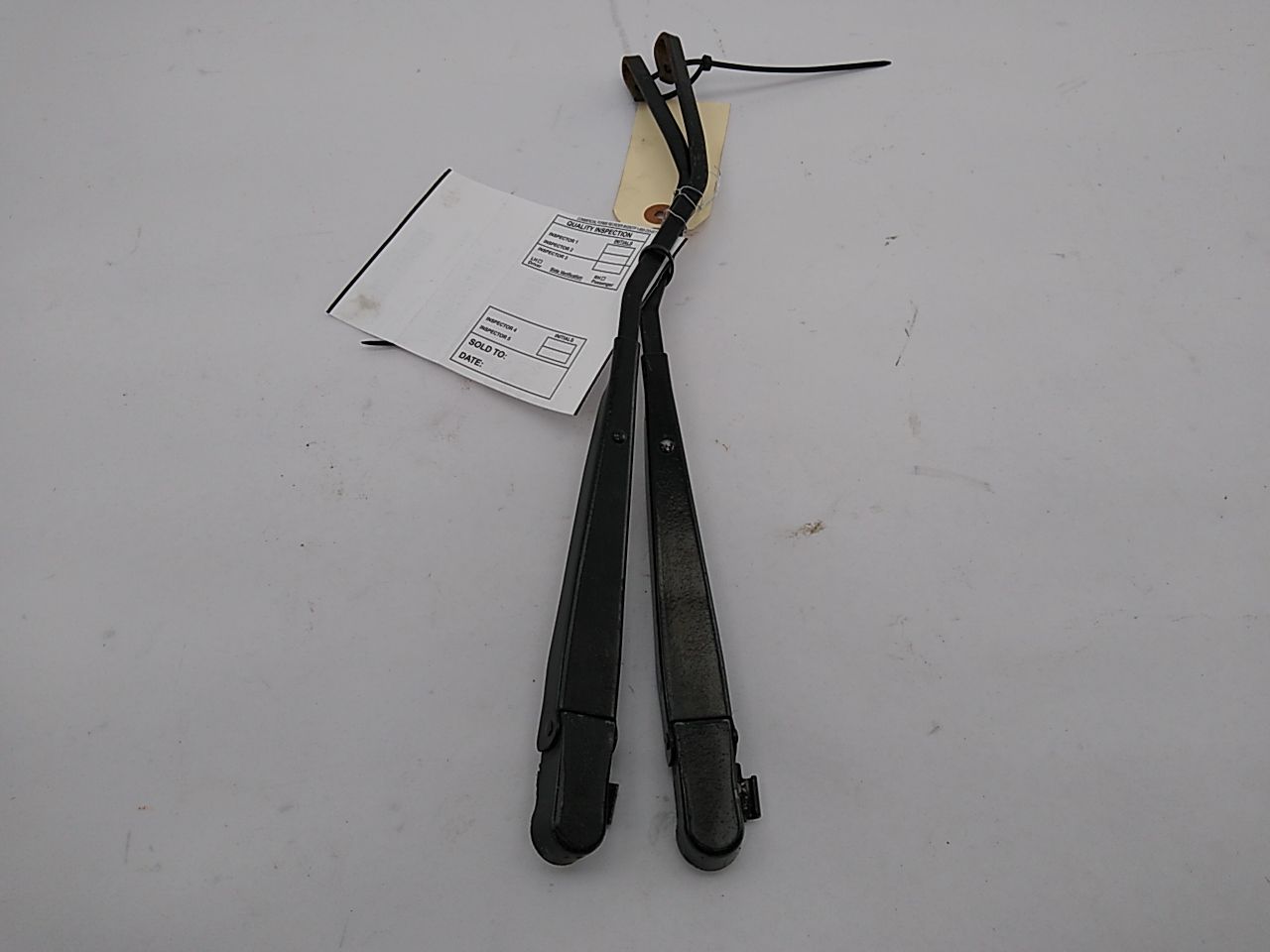 Jeep Cherokee Pair Of Front Wiper Arms