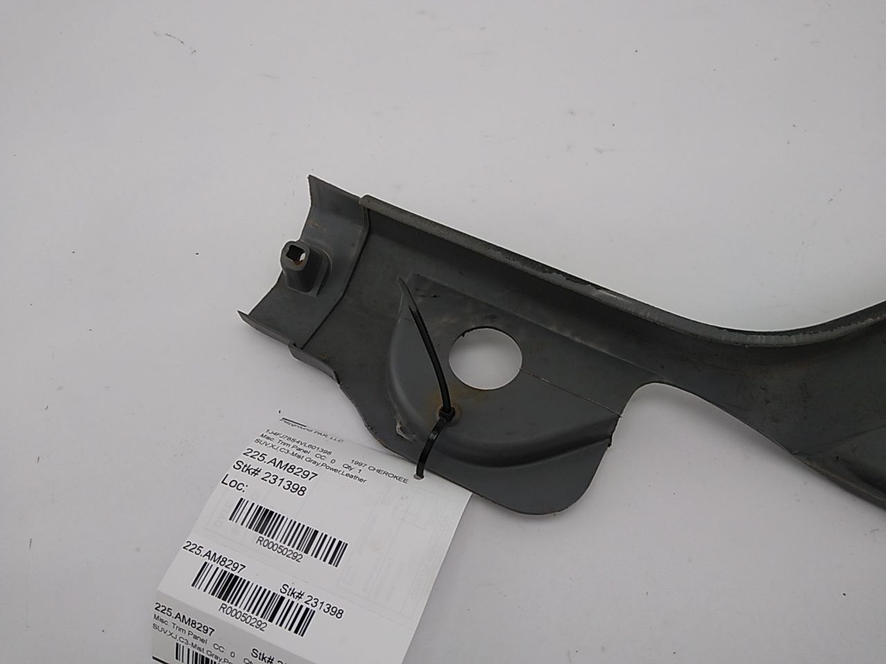 Jeep Cherokee Rear Left Door Sill Trim