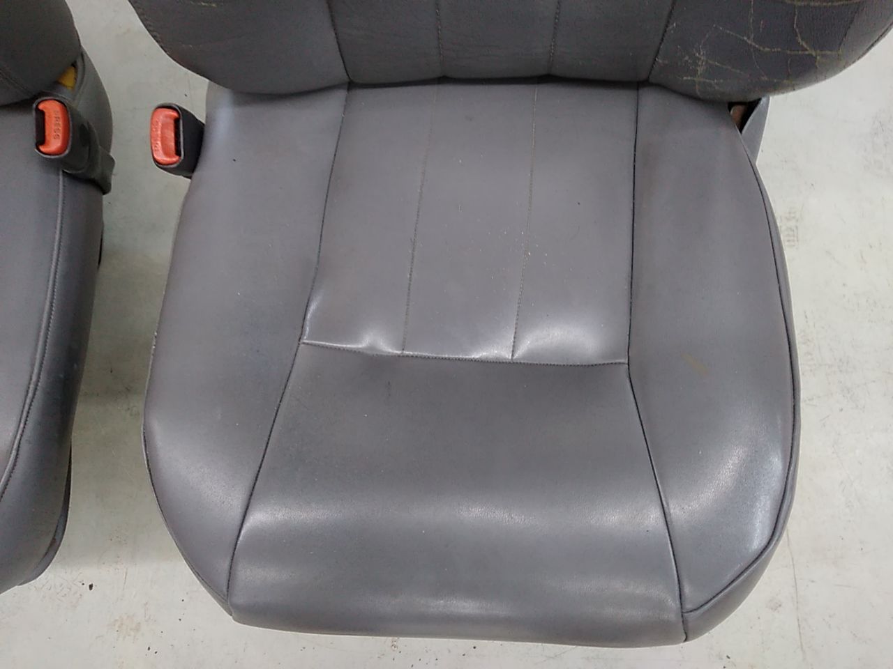 Jeep Cherokee Pair Of Front Seats