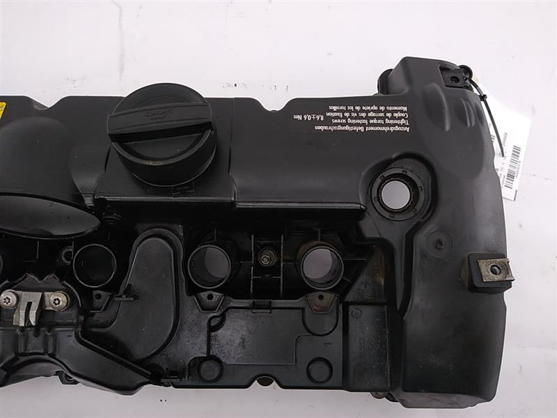 BMW 528I Valve Cover