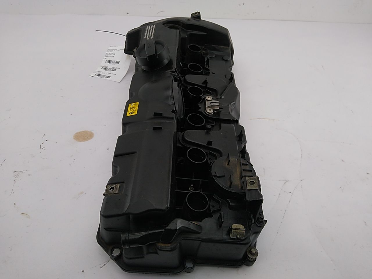 BMW 528I Valve Cover