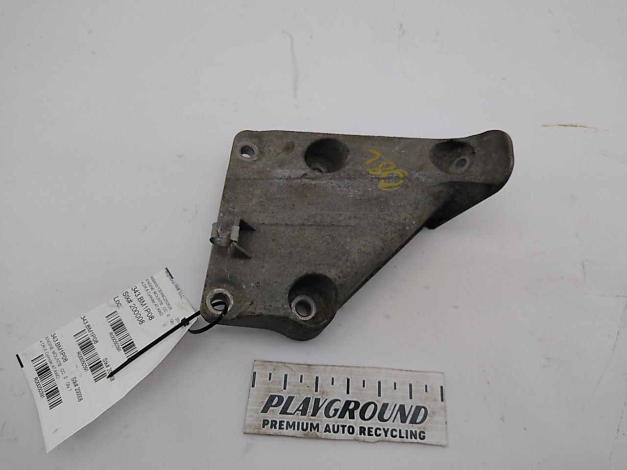 BMW 528I Left Engine Mount Bracket