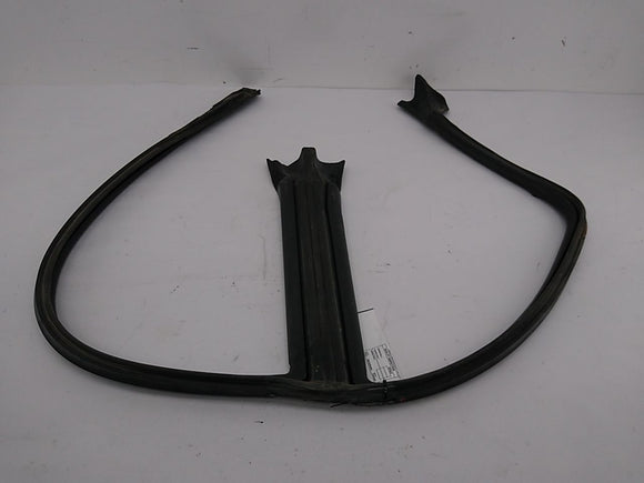 Subaru Baja Front And Rear Right Side Door Seals