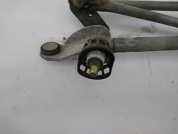 Subaru Baja Front Windshield Wiper Motor