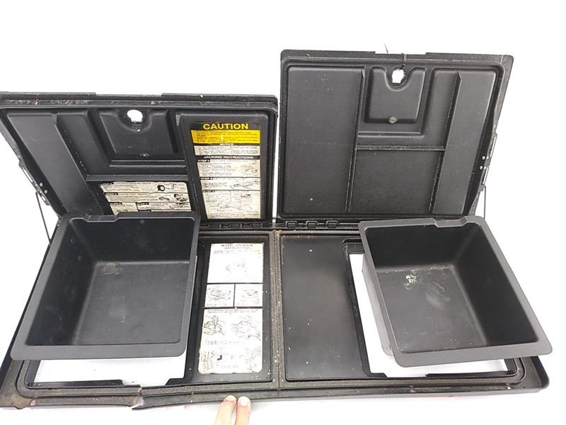 Chevrolet Corvette Rear Compartment Storage