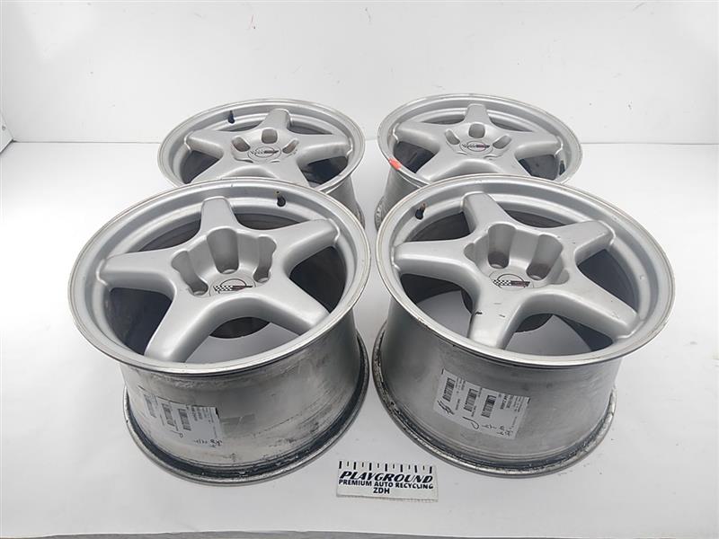 Chevrolet Corvette Set Of Wheels