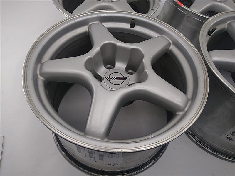 Chevrolet Corvette Set Of Wheels