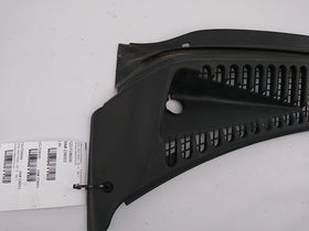 Ford Excursion Front Left Windshield Wiper Cowl - 0