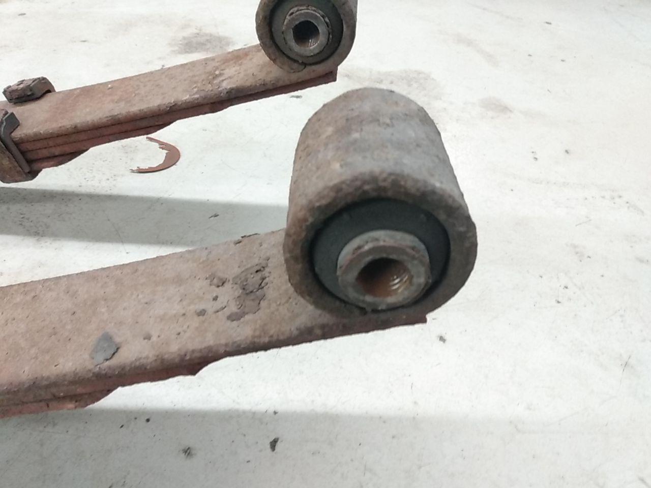 Ford Excursion Pair Of Leaf Springs