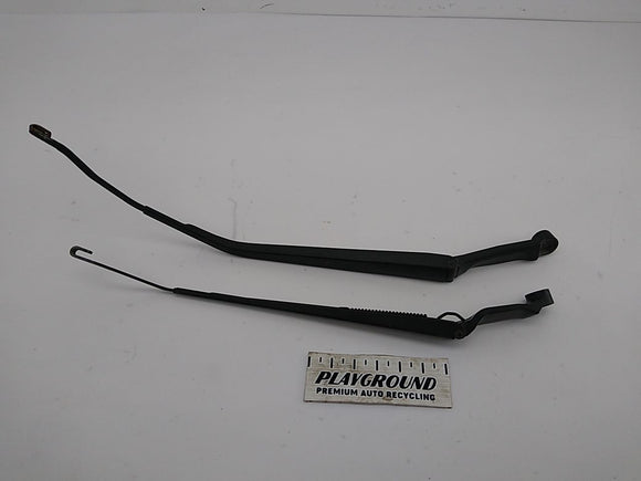 Toyota Celica Pair Of Front Wiper Arms