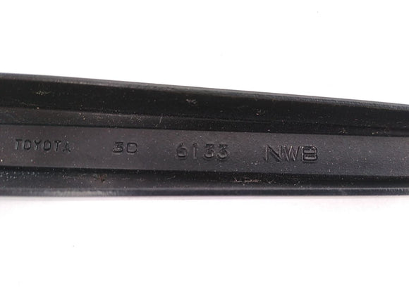 Toyota Celica Pair Of Front Wiper Arms