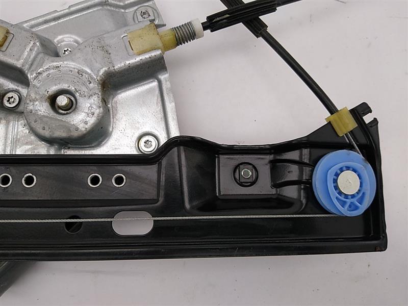 Saab 9-5 Front Right Window Regulator