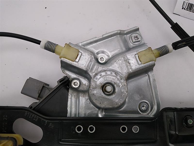 Saab 9-5 Front Right Window Regulator