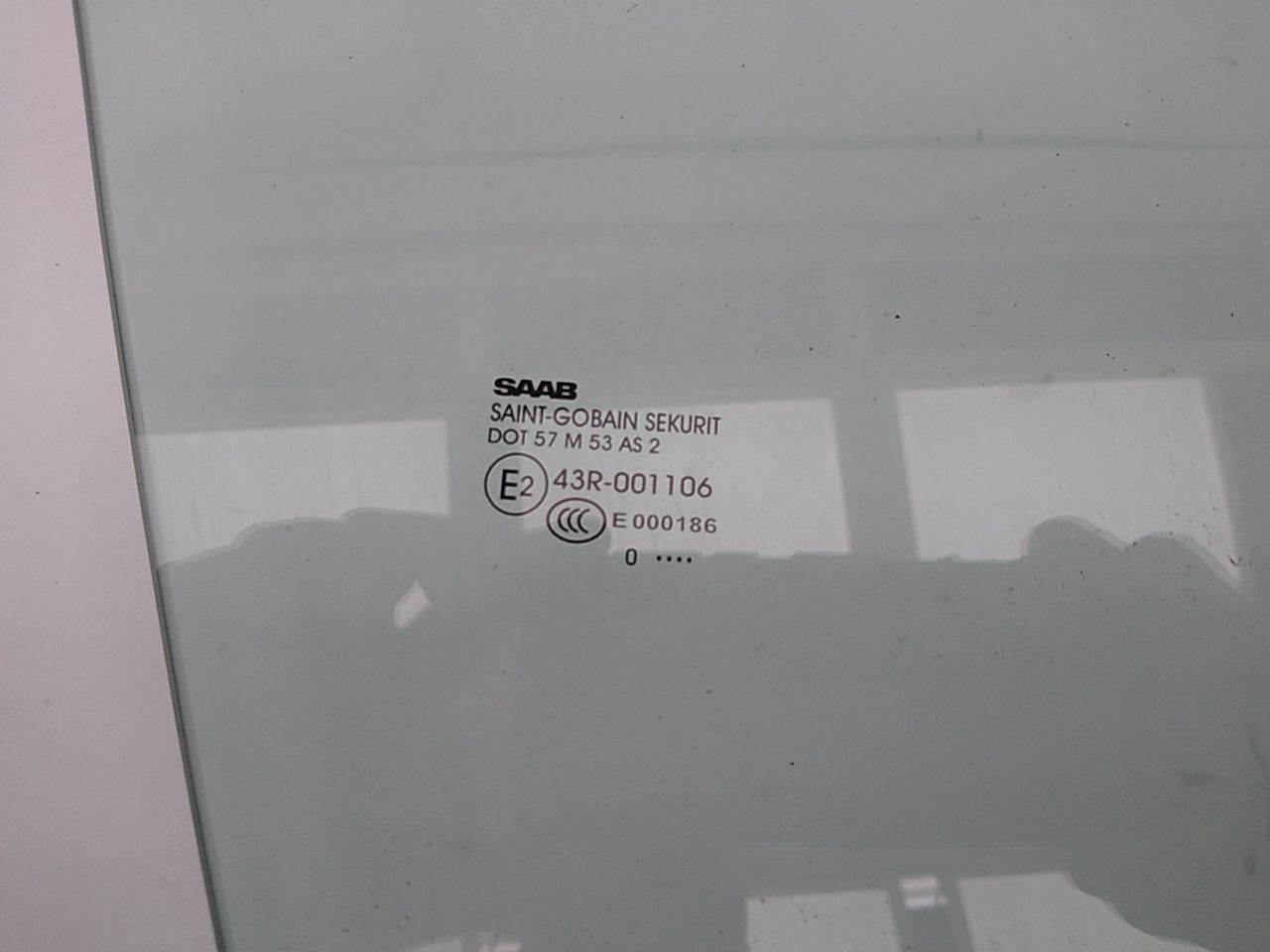 Saab 9-5 Front Right Door Glass