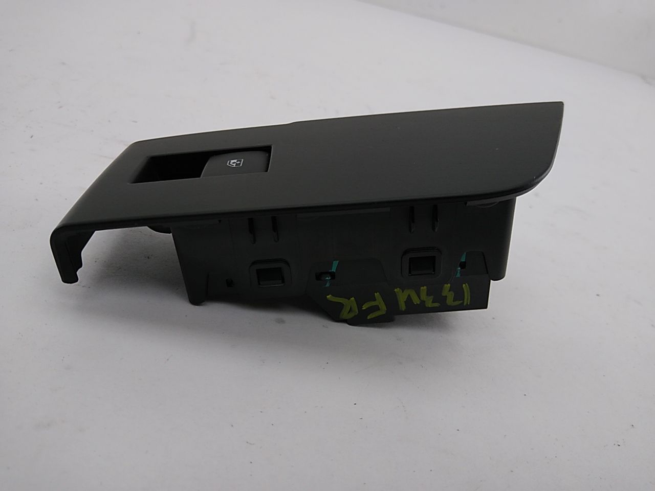 Saab 9-5 Front Right Door Switch