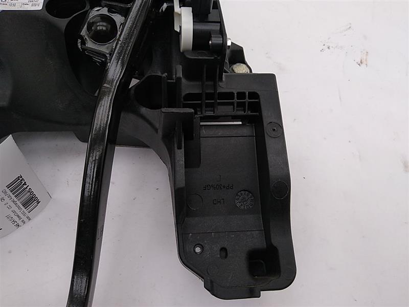 Saab 9-5 Brake Pedal