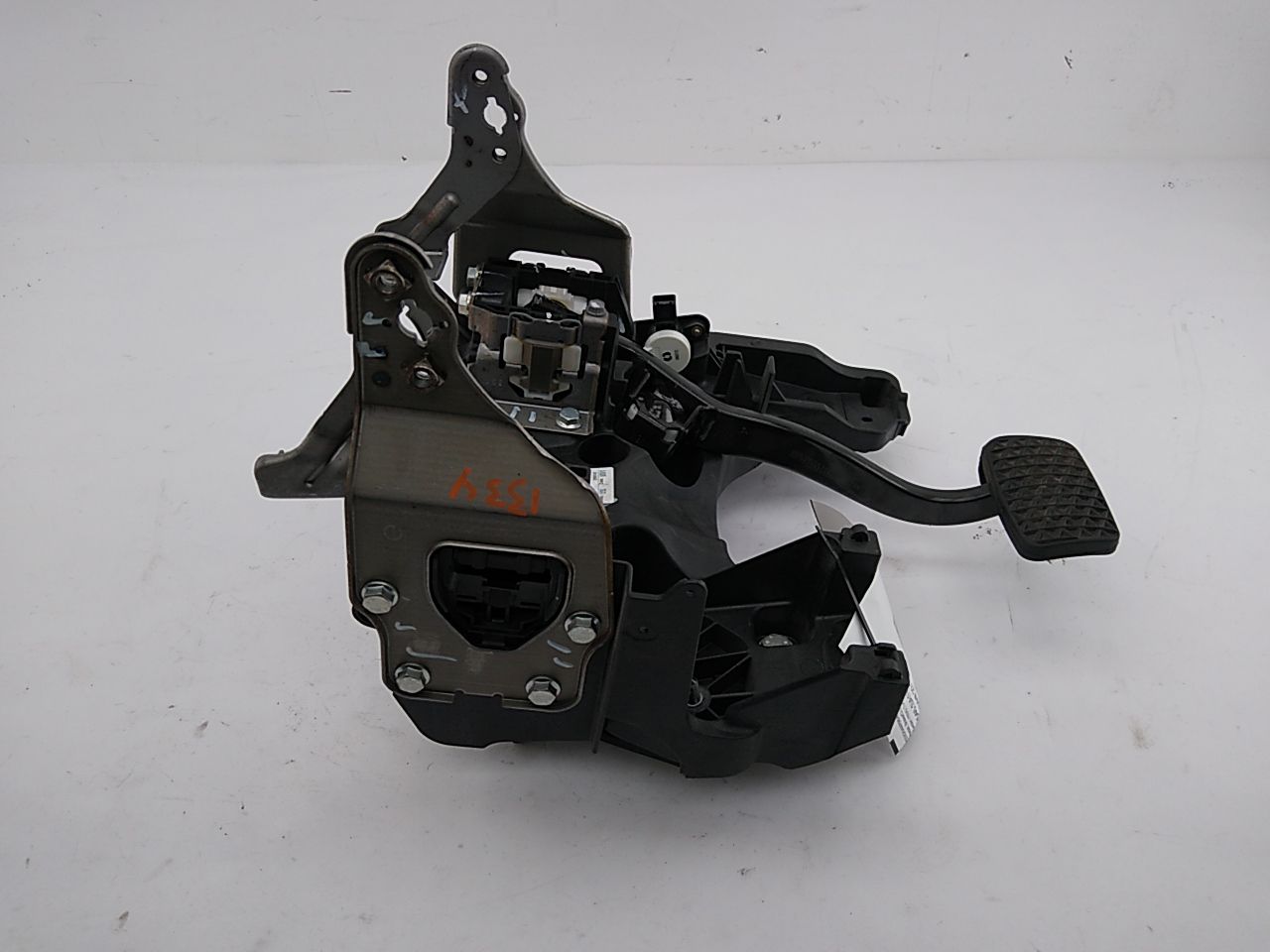 Saab 9-5 Brake Pedal