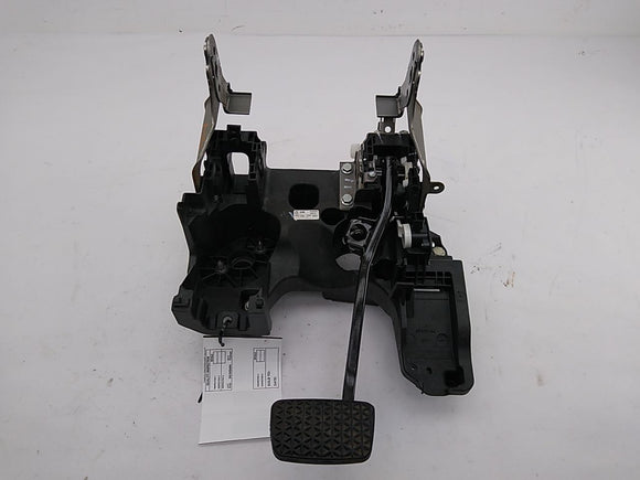 Saab 9-5 Brake Pedal
