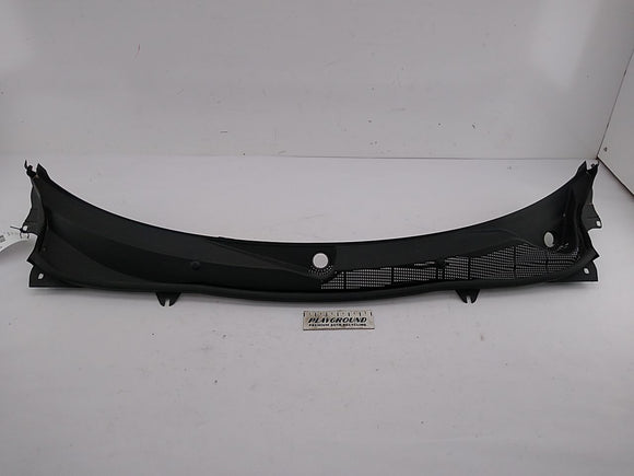 Saab 9-5 Cowl Vent Panel