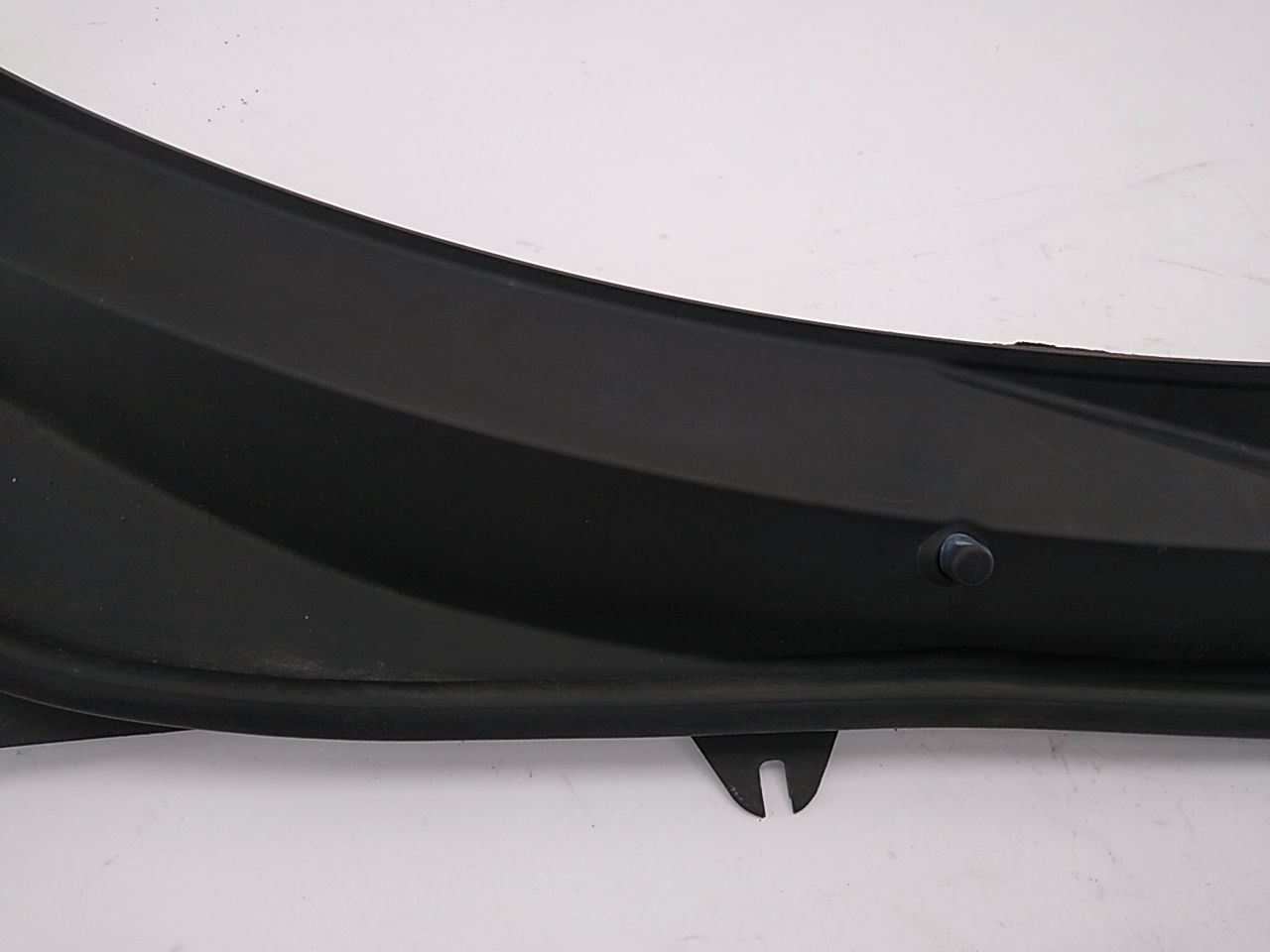 Saab 9-5 Cowl Vent Panel