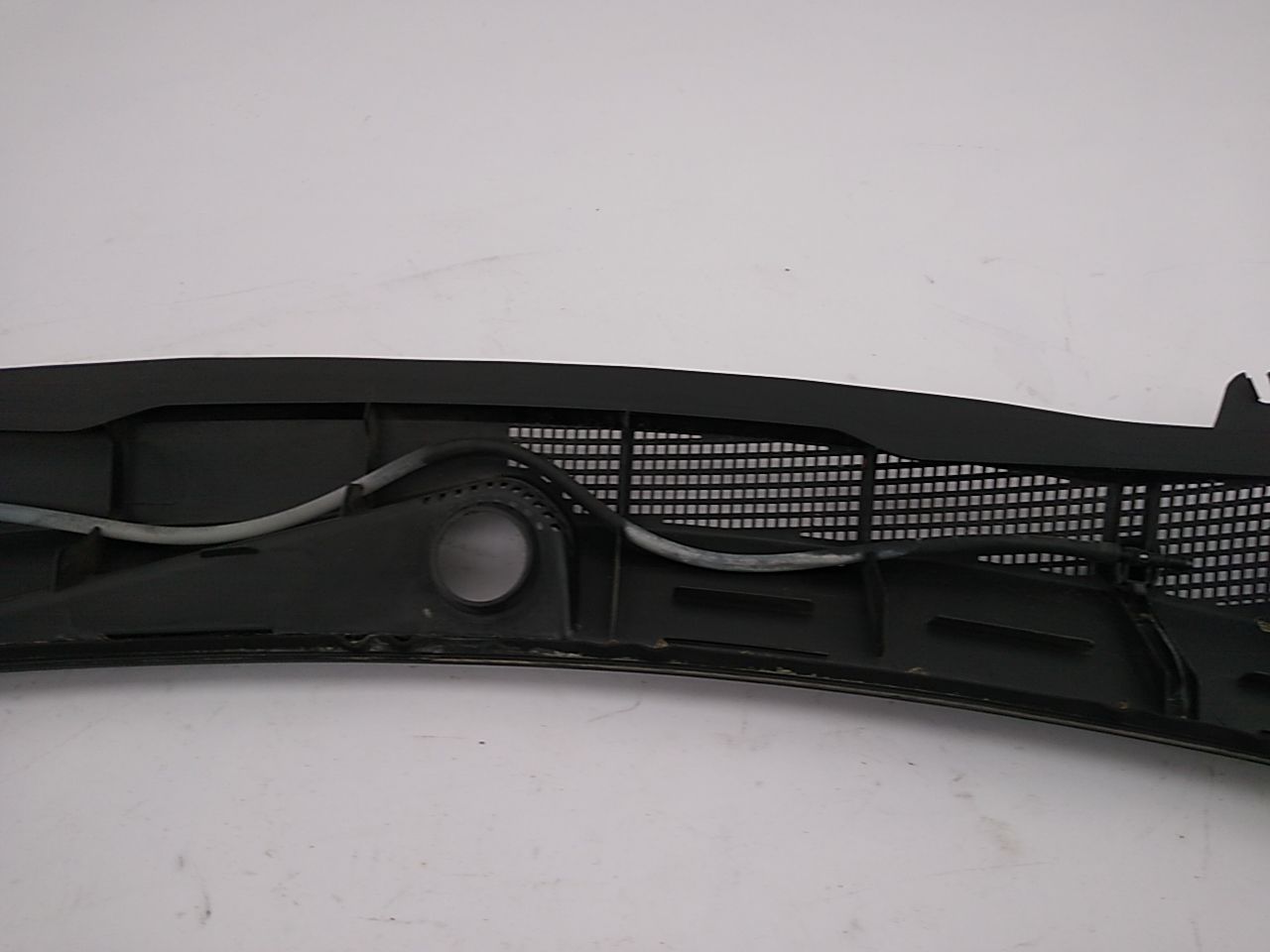 Saab 9-5 Cowl Vent Panel