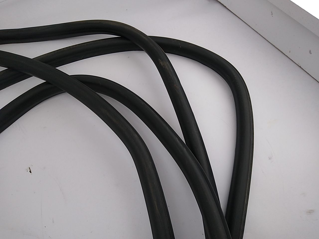 Saab 9-5 Seat Of Door Seals