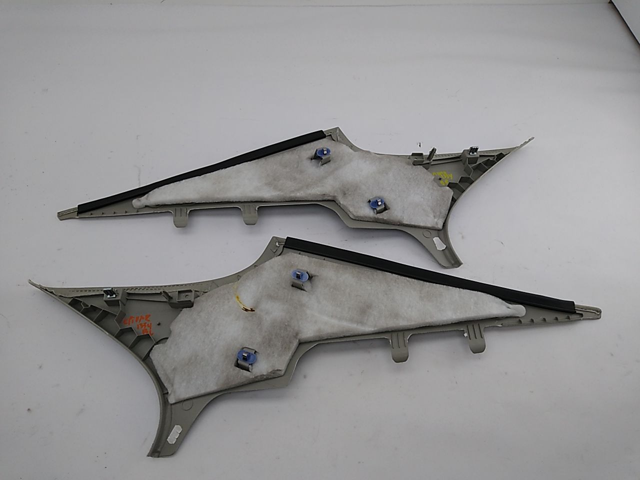 Saab 9-5 Pair Of C Pillars