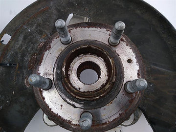 Saab 9-5 Front Right Hub - 0