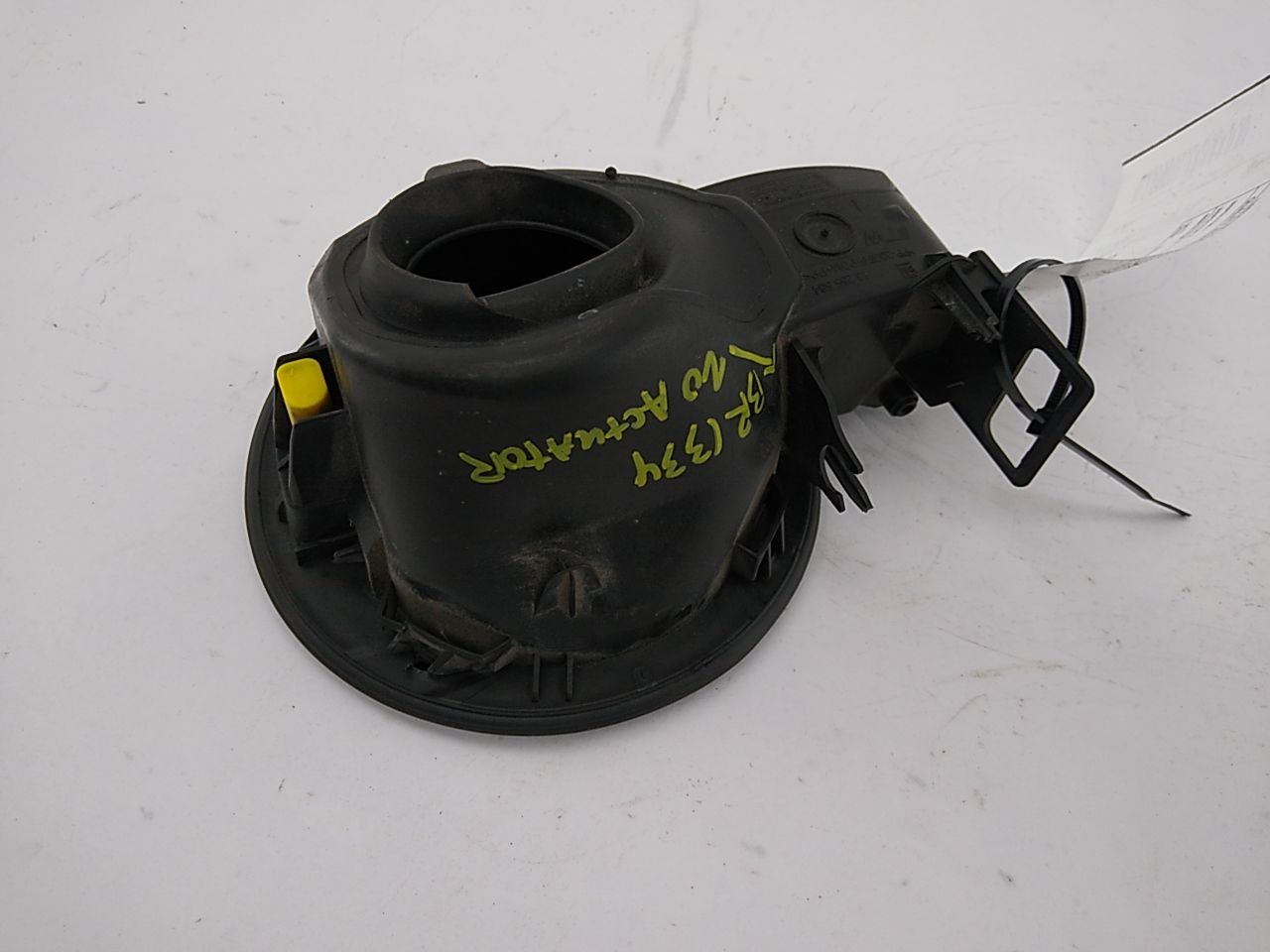 Saab 9-5 Fuel Filler Door