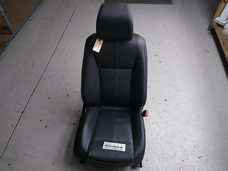 Saab 9-5 Front Right Seat