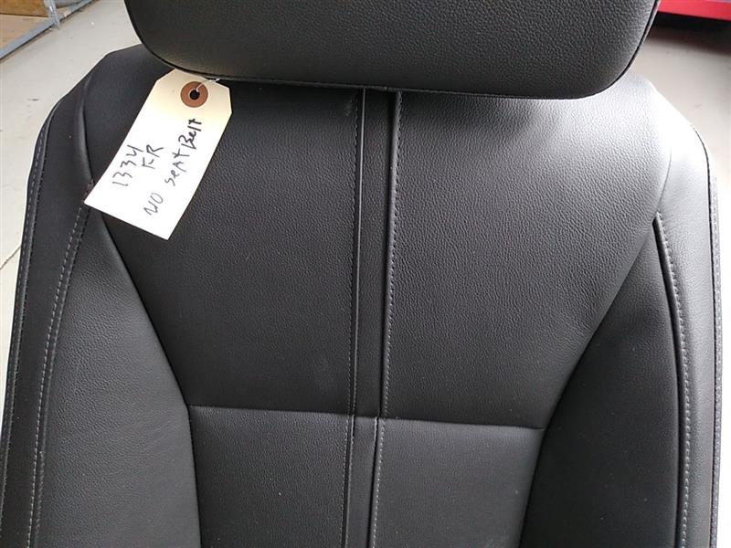 Saab 9-5 Front Right Seat