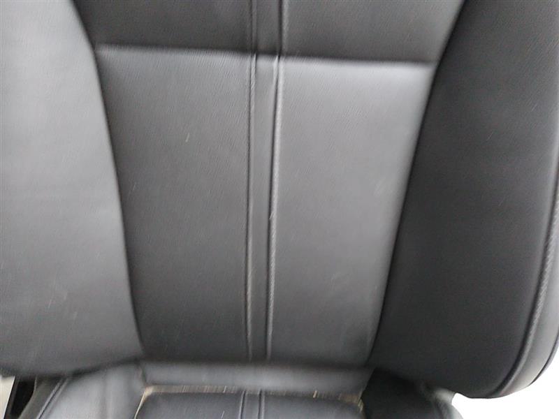 Saab 9-5 Front Right Seat