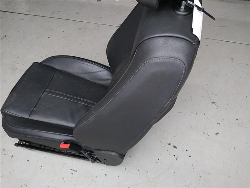 Saab 9-5 Front Right Seat